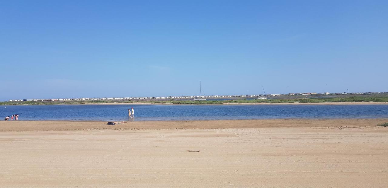 Appartement-Gruissan-Port-T2-2chambres-5pers-climatisé-Parking-ValFred Esterno foto